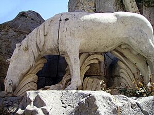Archivo:Triunfo de San Rafael de la Puerta del Puente 4