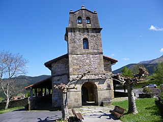 Albizeko Maria Magdalenaren eliza, Albiz, Mendata, Bizkaia.jpg