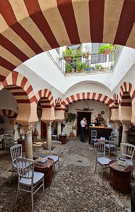 Baños árabes de Santa María Córdoba.jpg