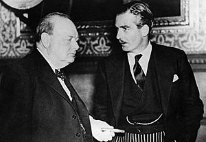 Archivo:Churchill and Eden 1935