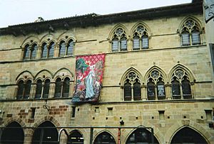 Archivo:Cordes-sur-Ciel façade médiévale