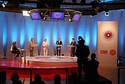 Archivo:Debate televisivo Canal 13 CNN