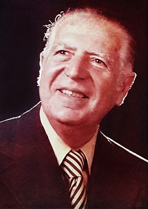 Archivo:Fernando Belaúnde Terry