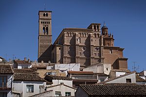 Archivo:Iglesia de Nuestra Senora del Castillo de Aniñón