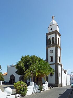 Iglesia de San Ginés (Arrecife).jpg