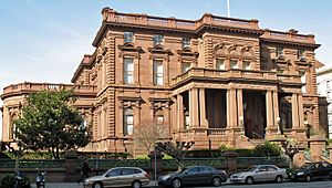 Archivo:James Flood Mansion (San Francisco) 4
