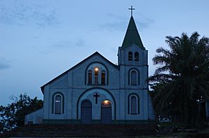 Archivo:Kindu church