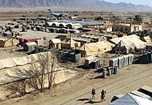 Archivo:Military camp at Bagram, Afghanistan