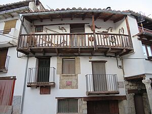 Archivo:Municipio de Vallibona (Castellón). Arquitectura urbana