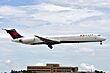 N917DL (15368904188).jpg