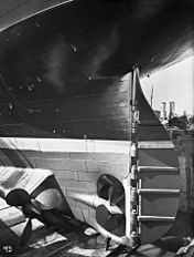 Archivo:Olympic stern and rudder