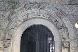 Archivo:Pontevedra, Ruinas Santo Domingo 11-49c (acceso á sala capitular)