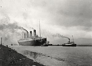 Archivo:RMS Titanic sea trials April 2, 1912