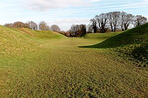 Archivo:Roman Amphitheatre Cirencester