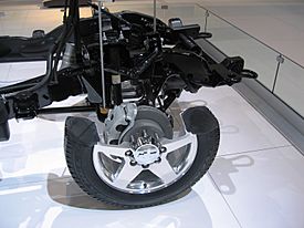 Archivo:2011 Chevy Silverado cutaway frame