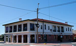 Archivo:BarhamHotel1