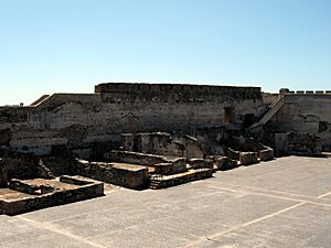 Archivo:Castillo de Sohail 13