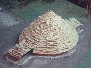 Archivo:Diorama de un palenque. Museo Nacional de Costa Rica
