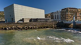 Donostia - 52508974437.jpg