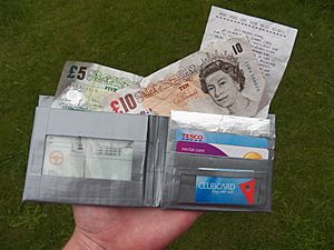 Archivo:Ducttapewallet