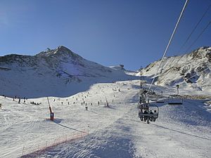 Archivo:Estació d'esquí Pas de la Casa, Andorra, 2006