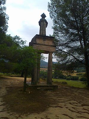 Archivo:Estatua Ermita Polop