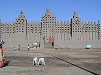 Archivo:Great Mosque of Djenné 3
