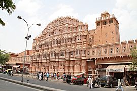 Hawa Mahal Jaipur - Front (2010).jpg
