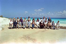 Archivo:Heads of State Cancun Summit 1981