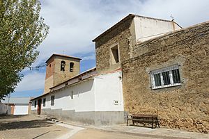 Archivo:Iglesia de Santiago Apóstol, Malillos de los Oteros 04