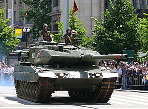 Archivo:Leopard 2 - Spain