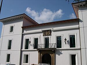 Archivo:Palaciu Marques Campusagrau Mieres