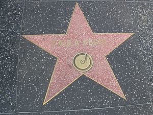 Archivo:Paula Abdul Hollywood Star