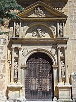 Archivo:Puerta Renacentista de la Iglesia de la Asunción (Yeste - Albacete)