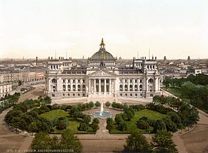 Archivo:Reichstag-1870