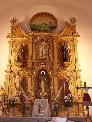 Archivo:Retablo Iglesia Purísima Concepción- Casas de Fernando Alonso