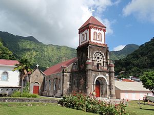 Archivo:Soufriere Church high res