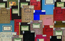 Archivo:Antonio Gramsci - Molti quaderni colorati del carcere