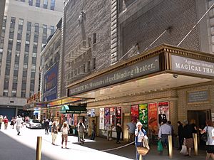 Archivo:Booth Theatre Shubert Theatre NYC 2007