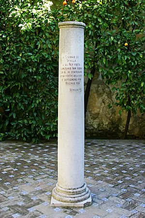 Archivo:Column of King Al-Mutamid - Jardin de la Galera - Alcazar of Seville