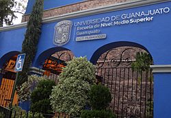 Archivo:Escuela del Nivel Medio Superior de Guanajuato, UG - Guanajuato Capital, GTO, MX - Fachada