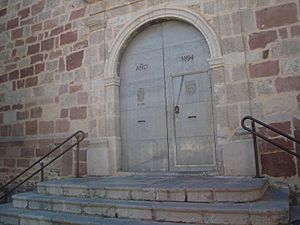 Archivo:Església parroquial de Sant Miquel Arcàngel de Pobla Tornesa