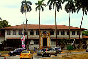 Archivo:Former YMCA building in Panama Canal Zone