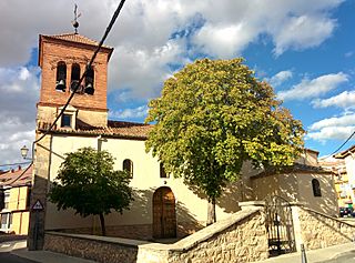Iglesia de San Juan Bautista, La Lastrilla 01.jpg