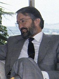 Archivo:Jaime Blanco, presidente del Gobierno de Cantabria, recibido en La Moncloa por Felipe González