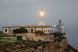 Lighthouse above Carboneras harbor (6394585975)