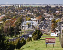 Overlooking Dubbo from the suburb of West Dubbo.png