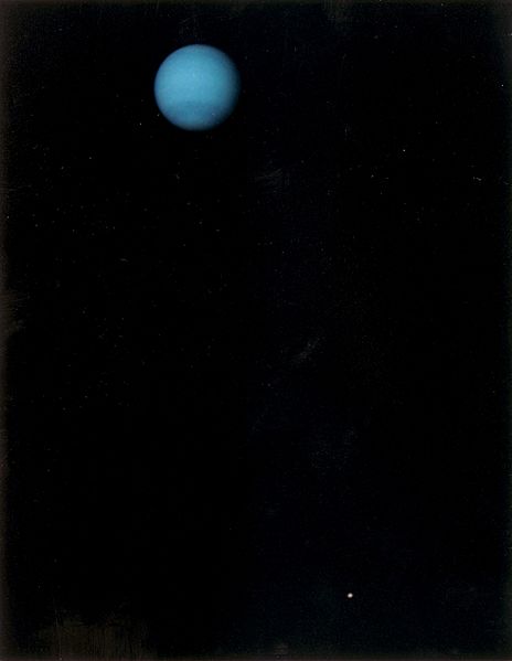 PIA01491 Neptune and Triton