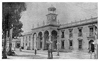 Archivo:Palacio Municipal de Santa Ana 1932