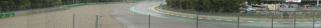 Archivo:Parabolica Panorama, 2019 Italian Grand Prix, Monza, 6th September